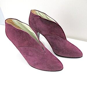 VTG Charles Jourdan Fuchsia Suede Ankle Boots, NWOT, Size 6.5